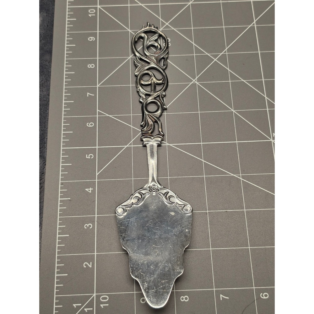 Vintage Silver Tone Cake Pie Server Ornate Openwork Scroll Floral Handle 9.5in